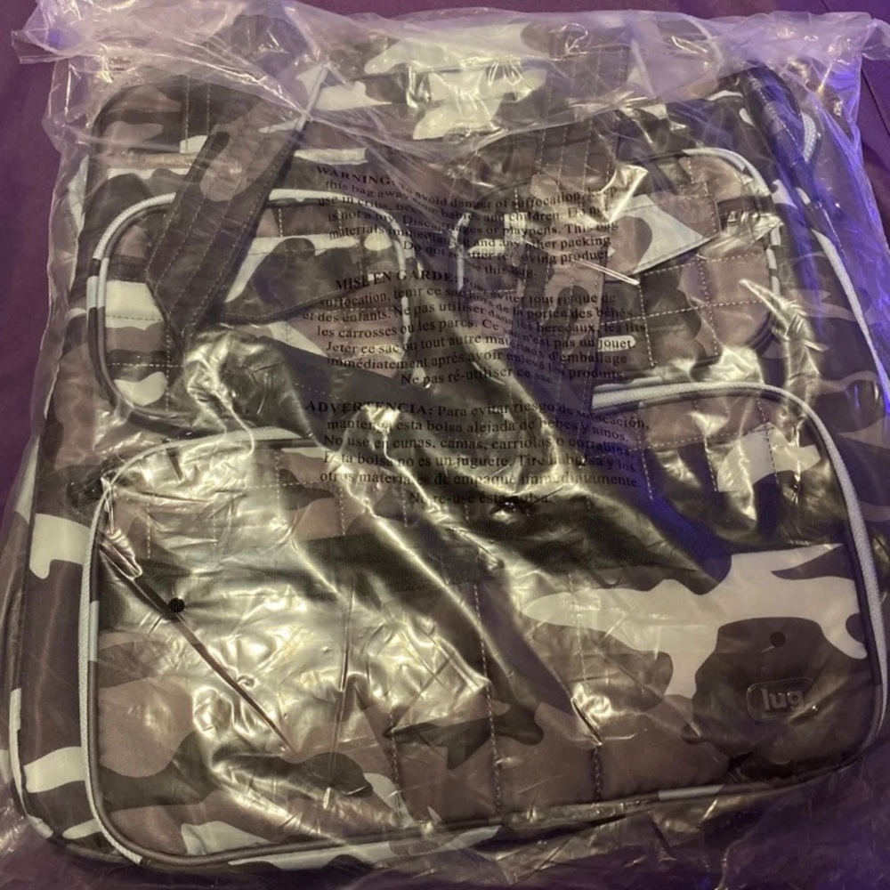 New Lug puddle jumper camo blue with tags